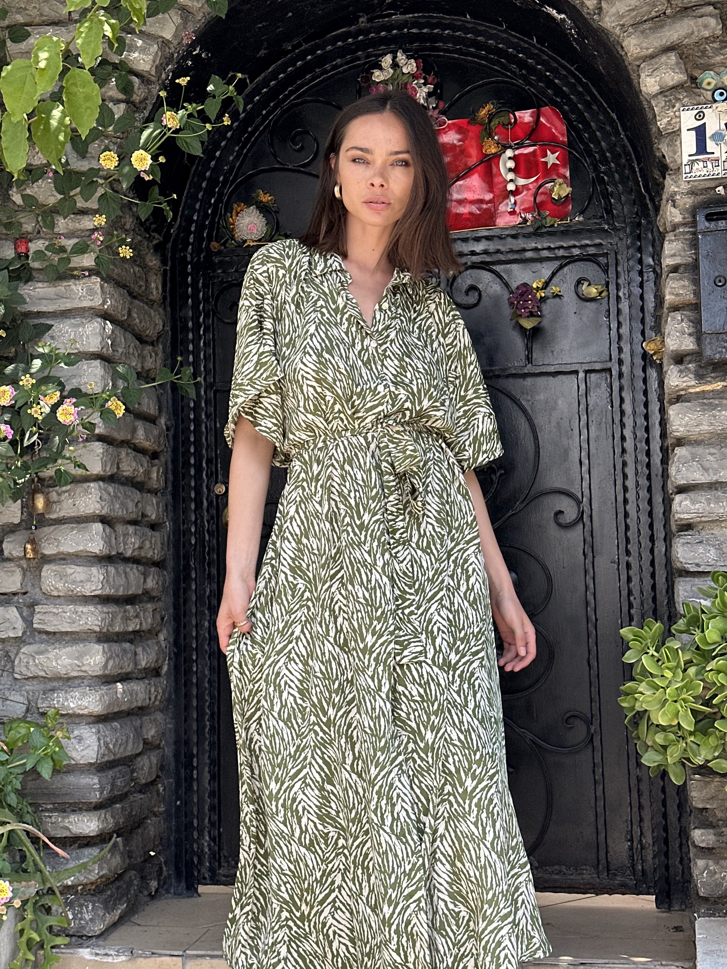 Long Dress · 01