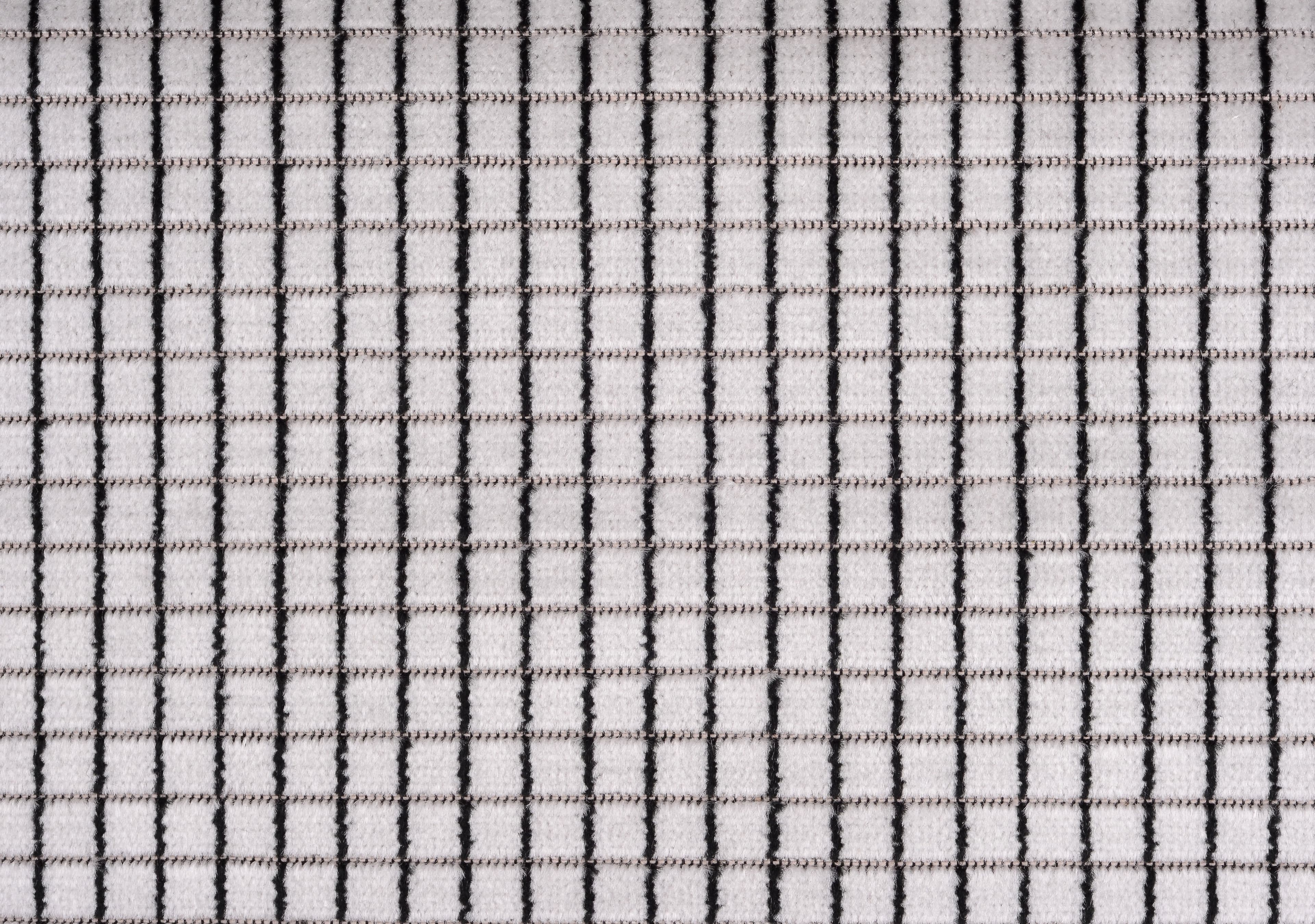 V750