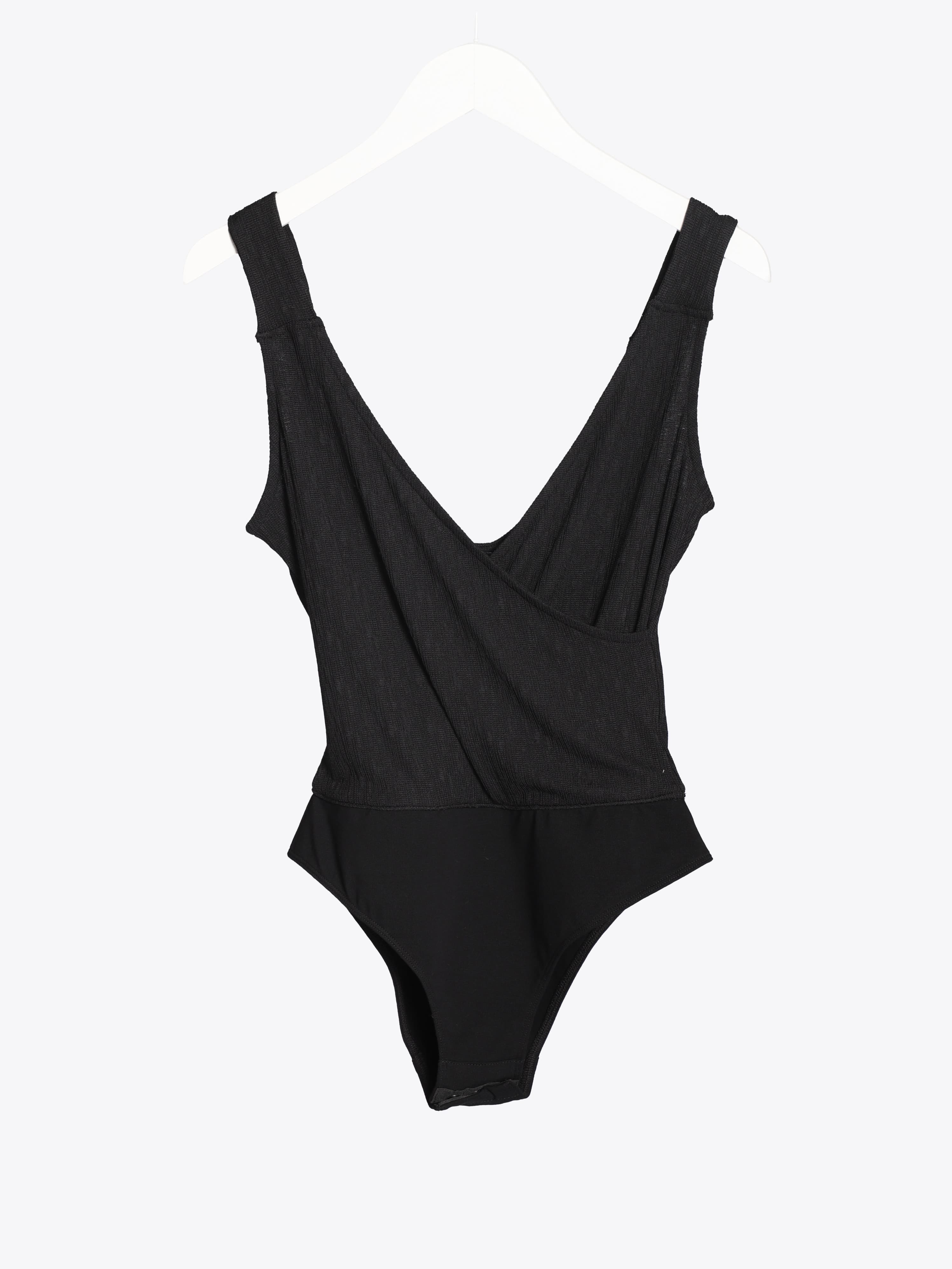 BLACK BODYSUIT
