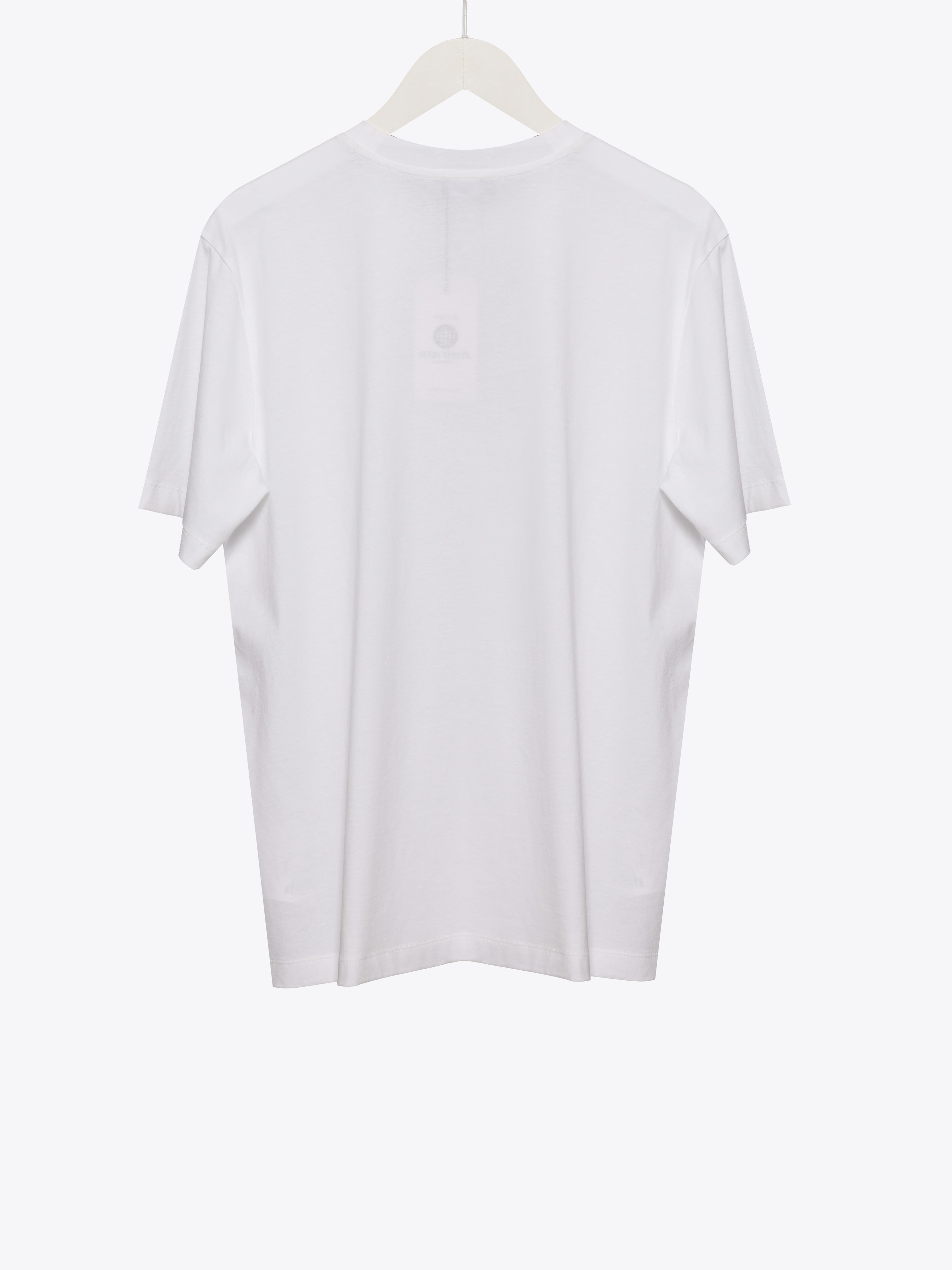 STRIPE DETAILED T-SHIRT 2