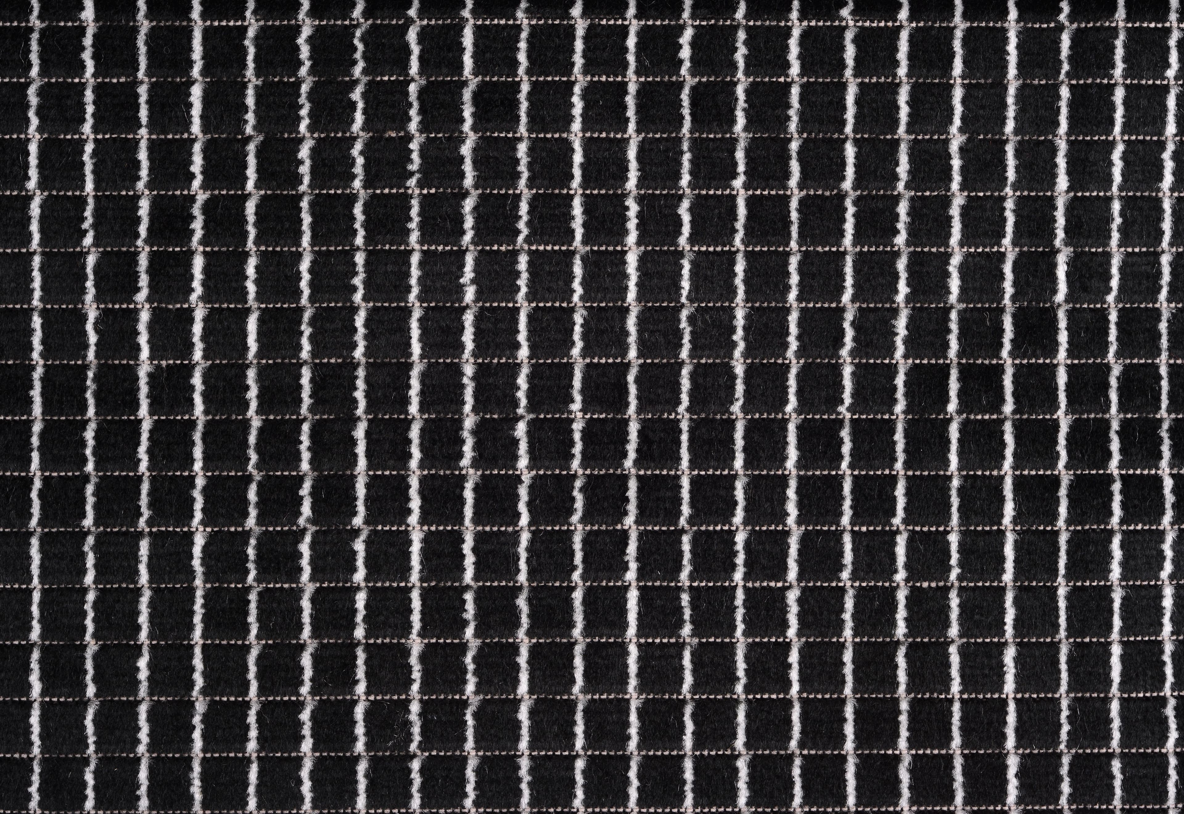 V750