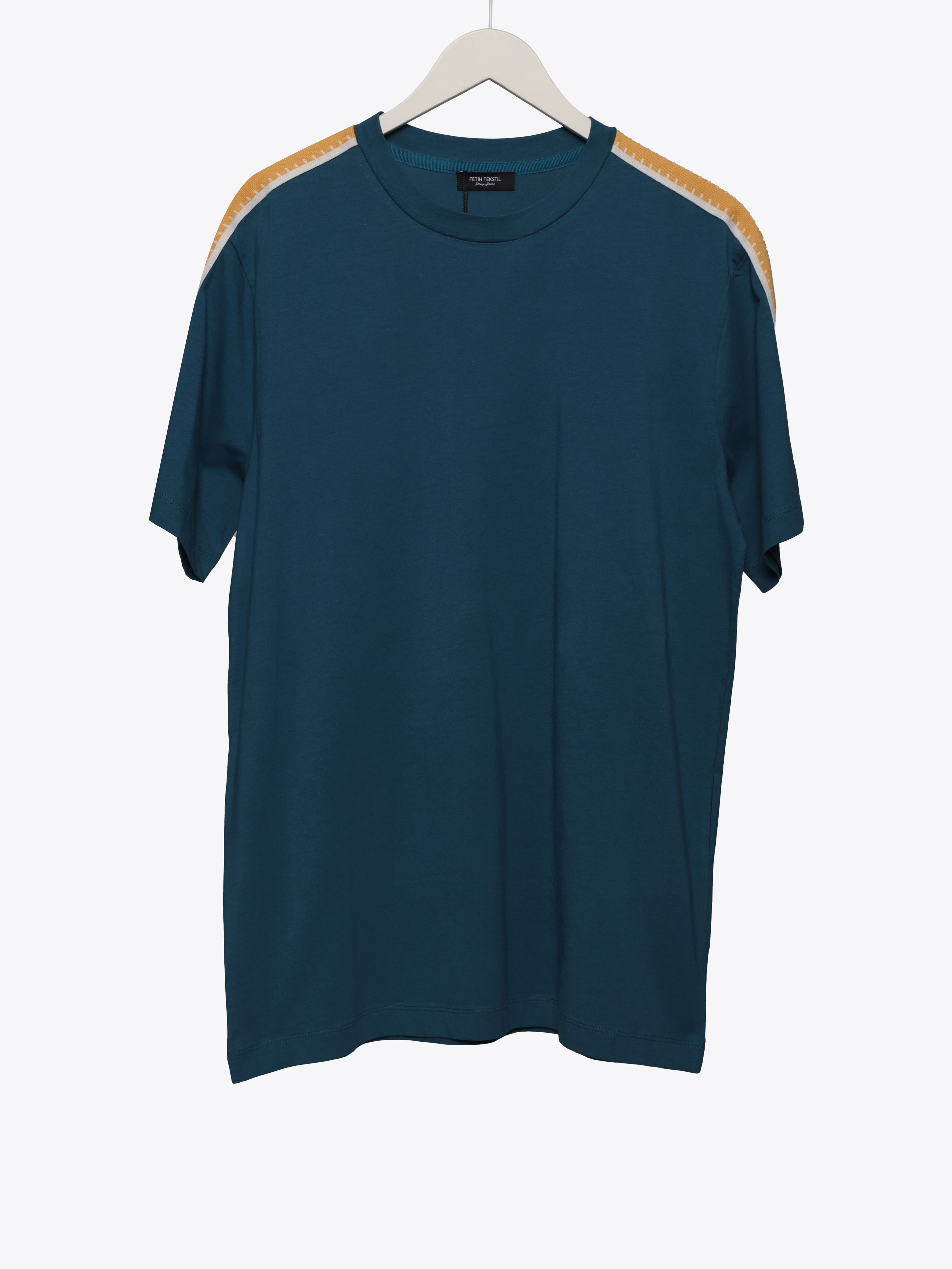 STRIPE DETAILED T-SHIRT