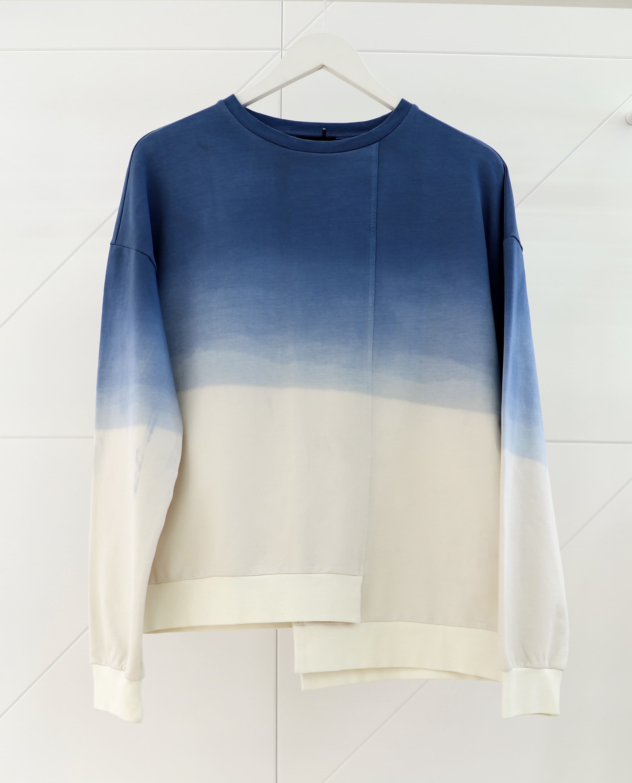 ASYMMETRIC TIE DYE SWEAT