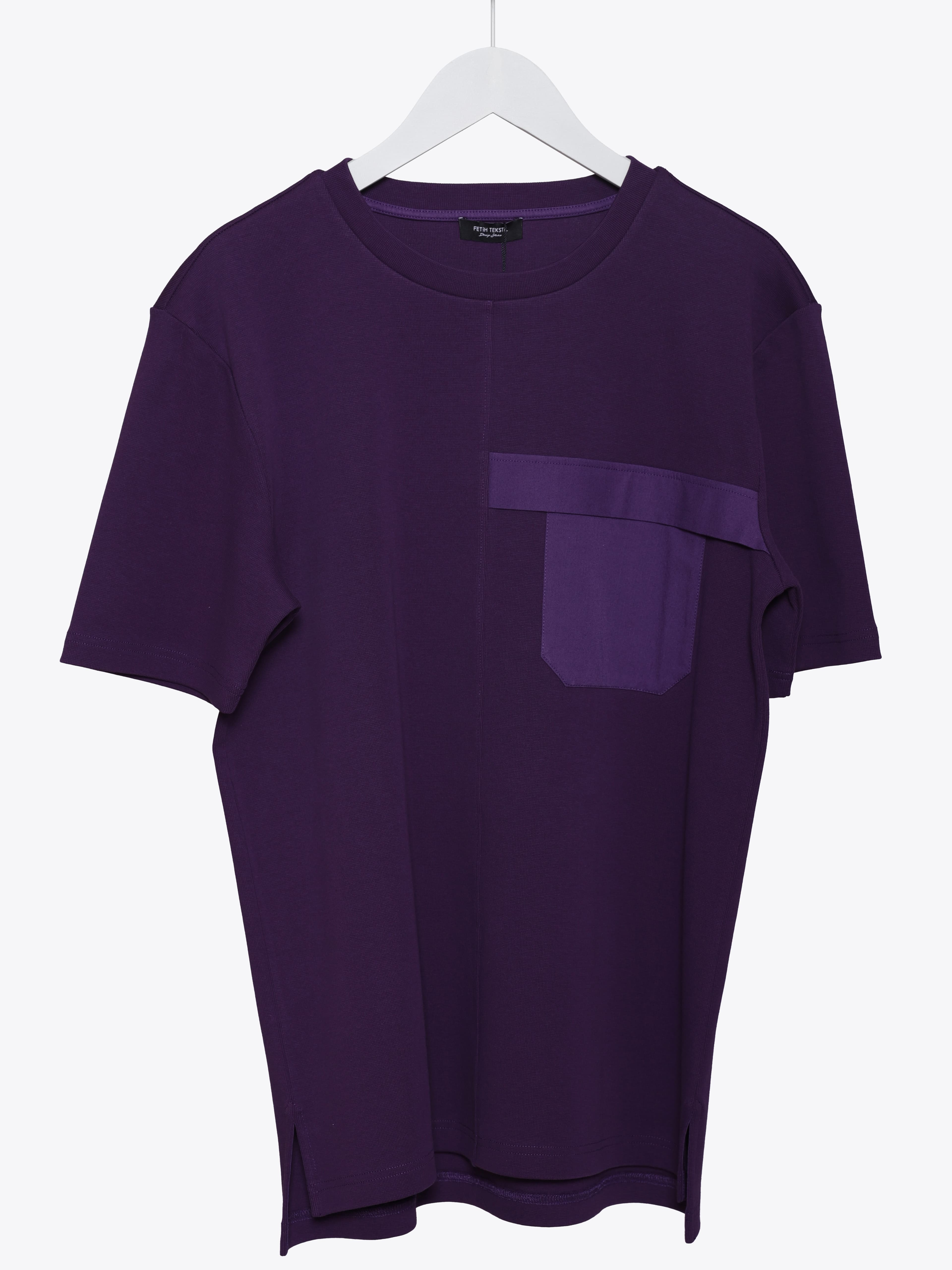 WOVEN POCKET DETAIL T-SHIRT