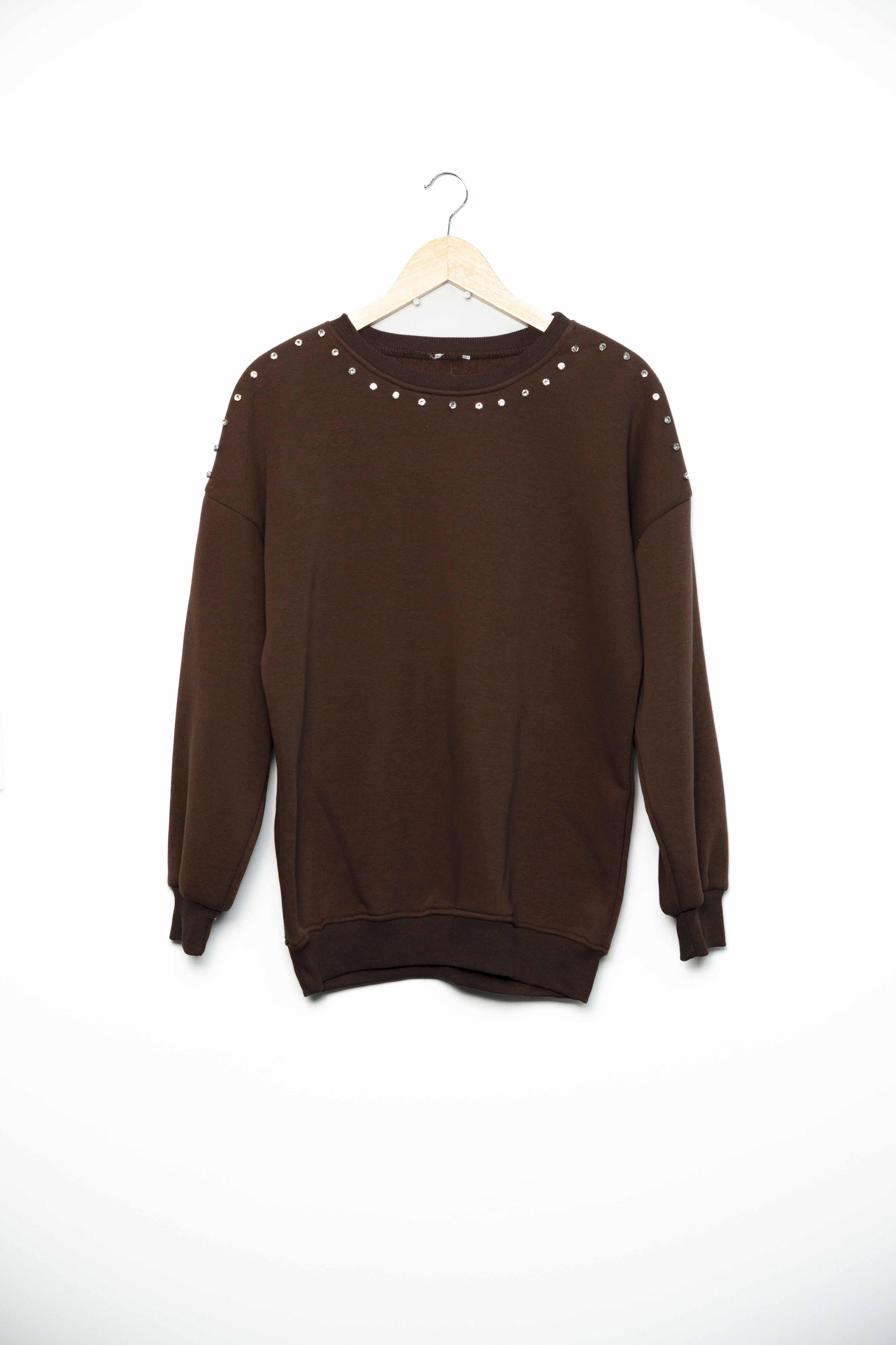 Bisiklet yaka 3 ip şardonlu yakası taşlı sweatshirt