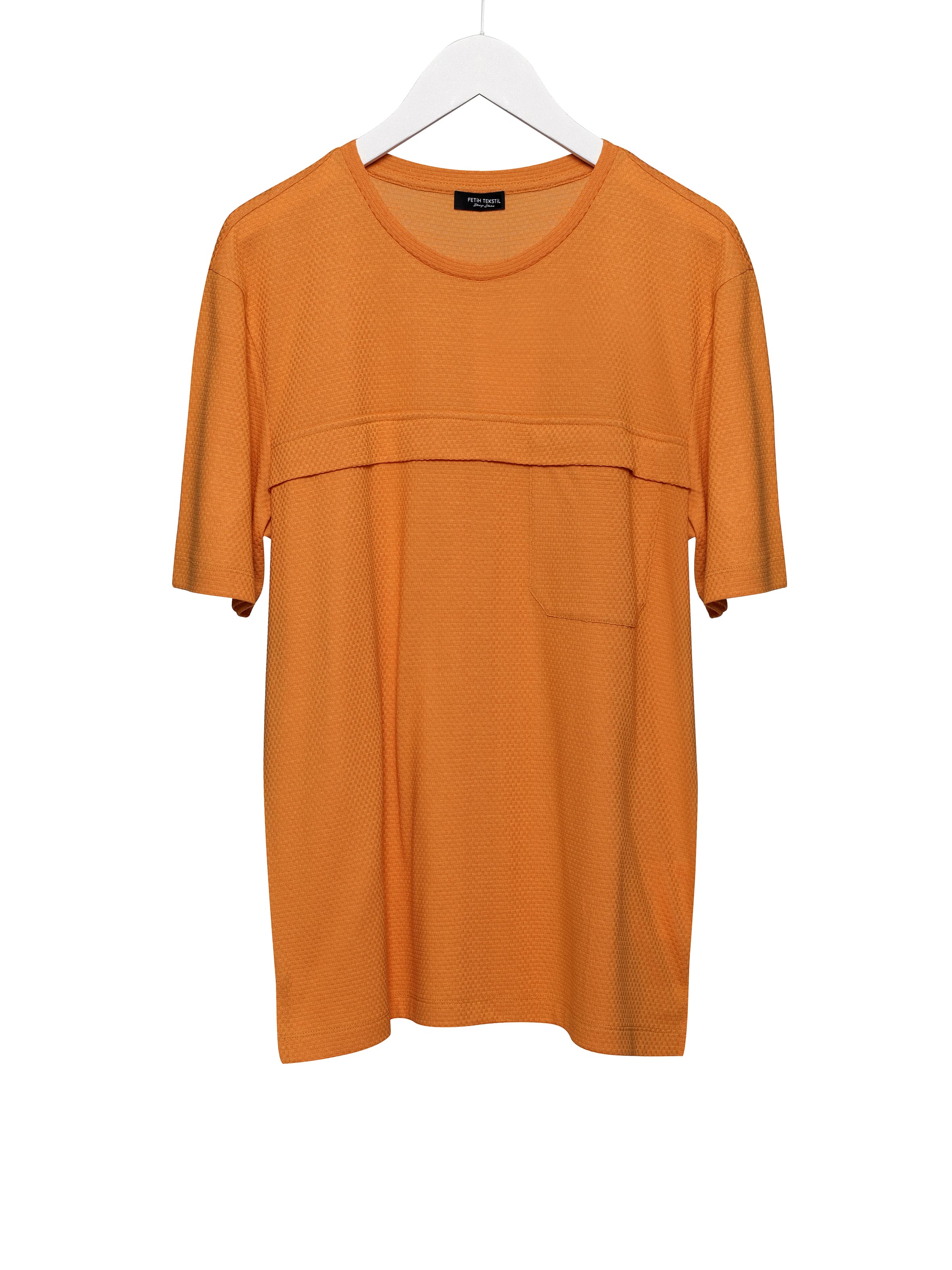 POCKET DETAILED T-SHIRT