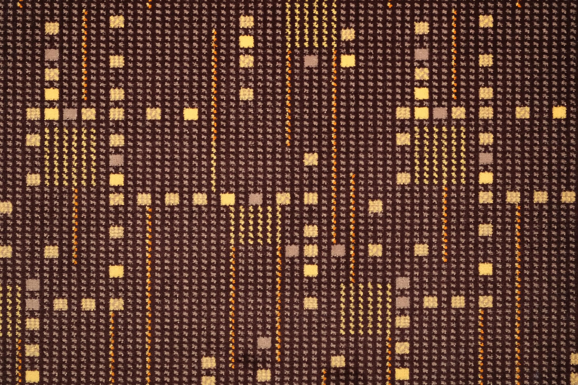 8768 · 4015