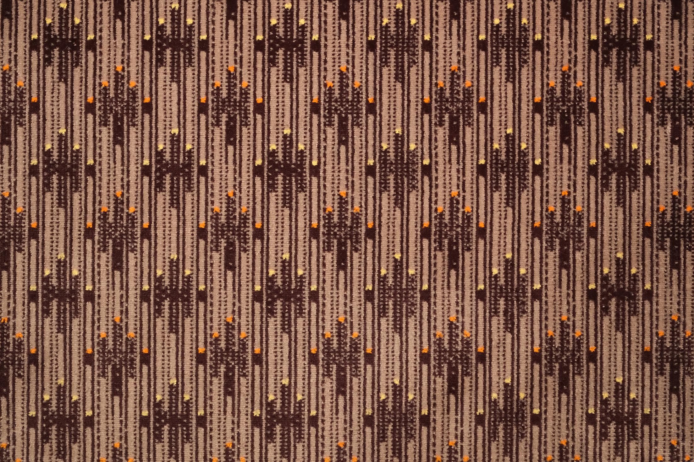 8770 · 4015