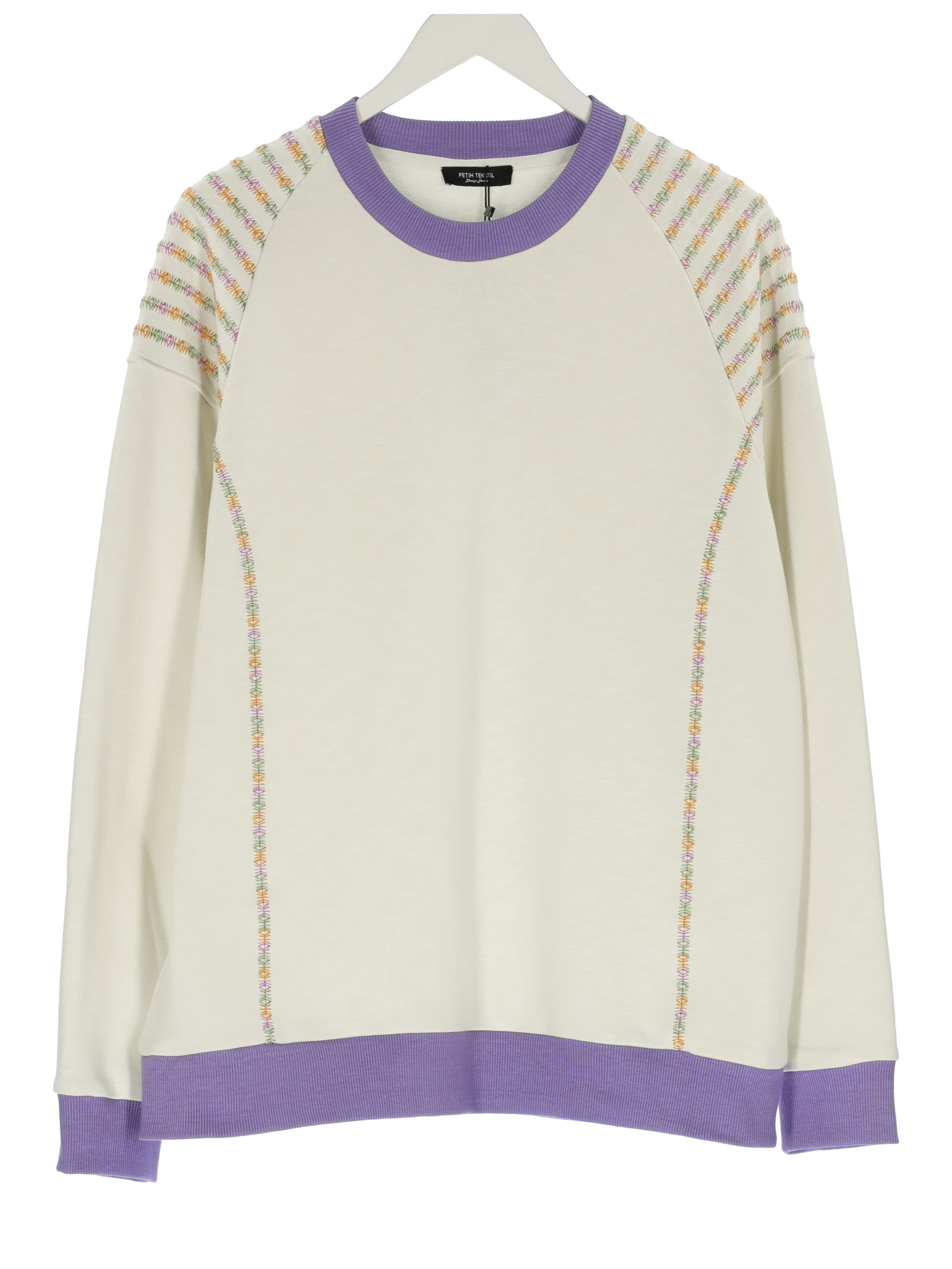 EMBROIDERED SWEATSHIRT