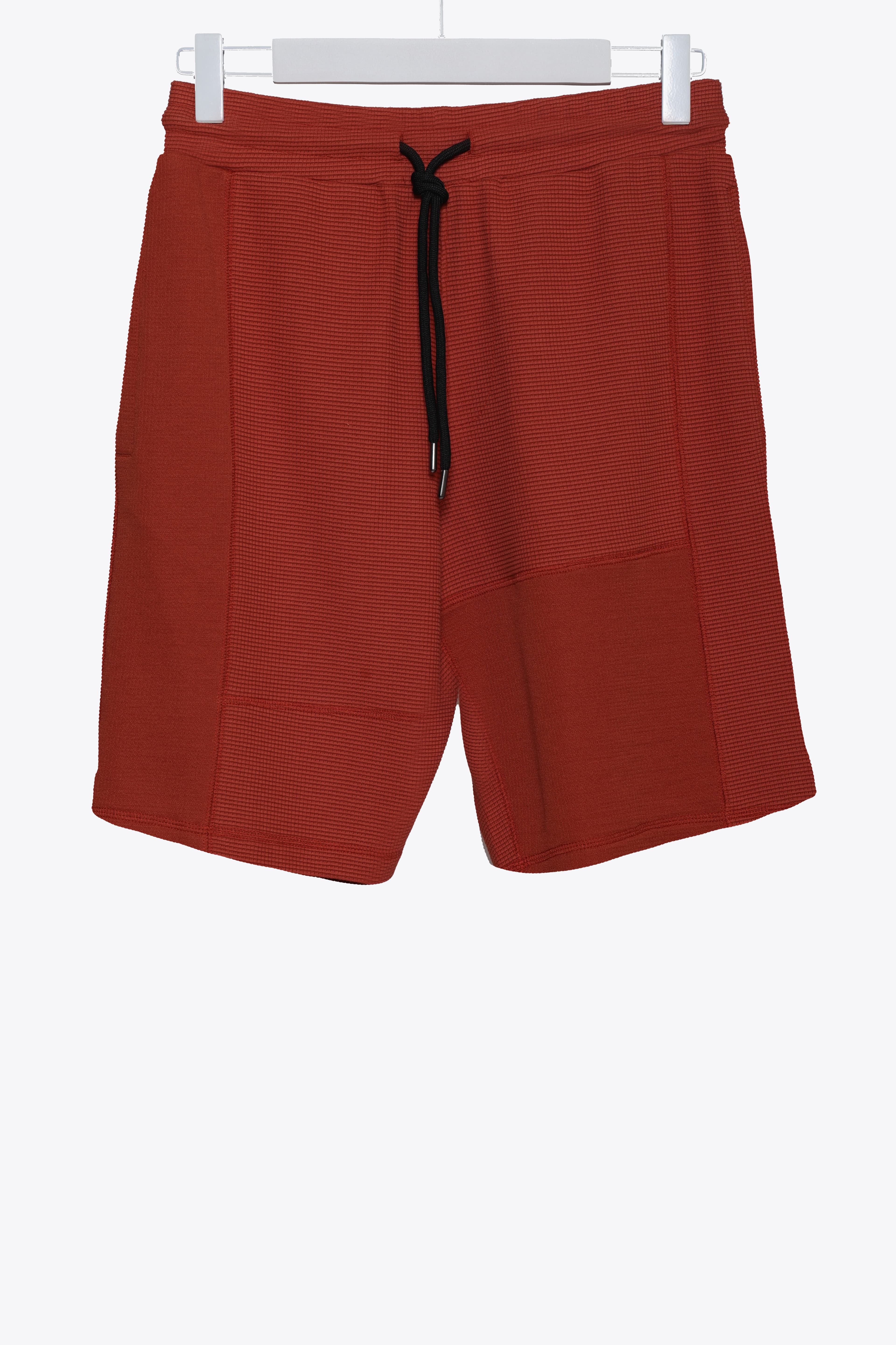 TEXTURED BLOCK SHORTS